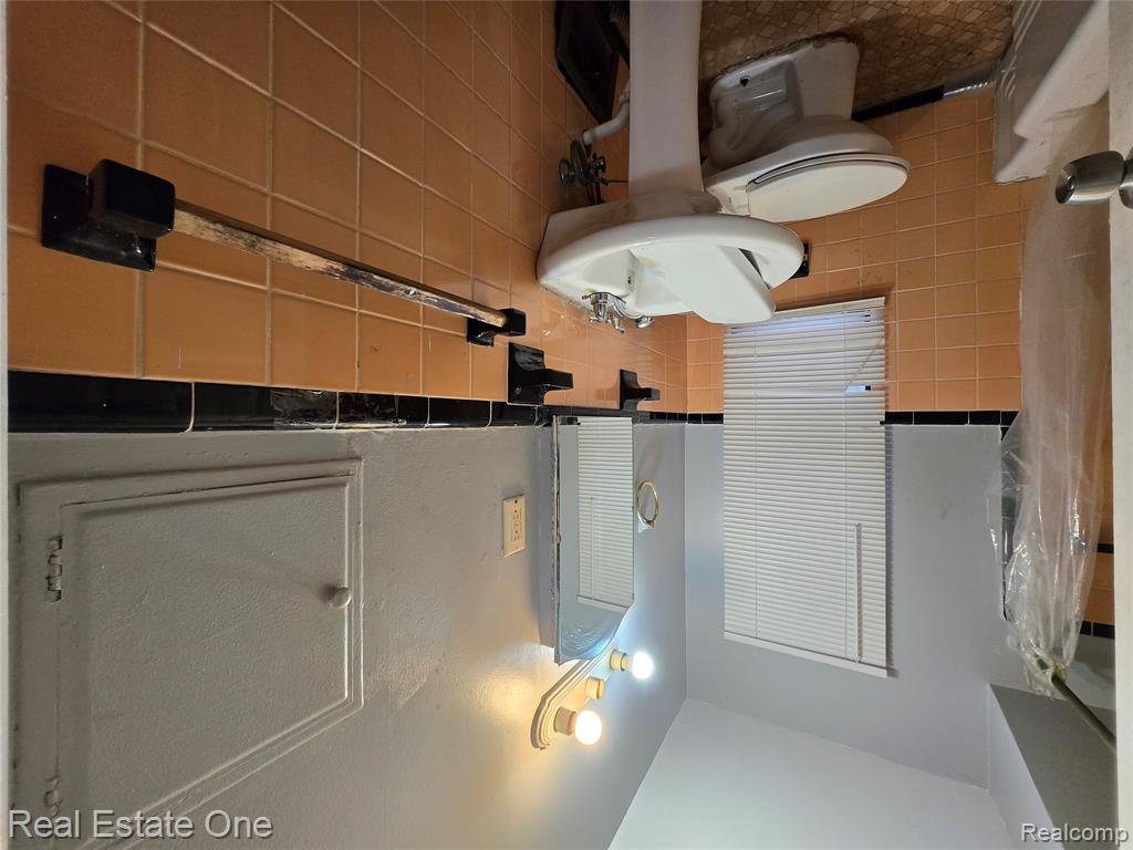 5798 Oldtown Street, Detroit, MI 48224 — Photo 12