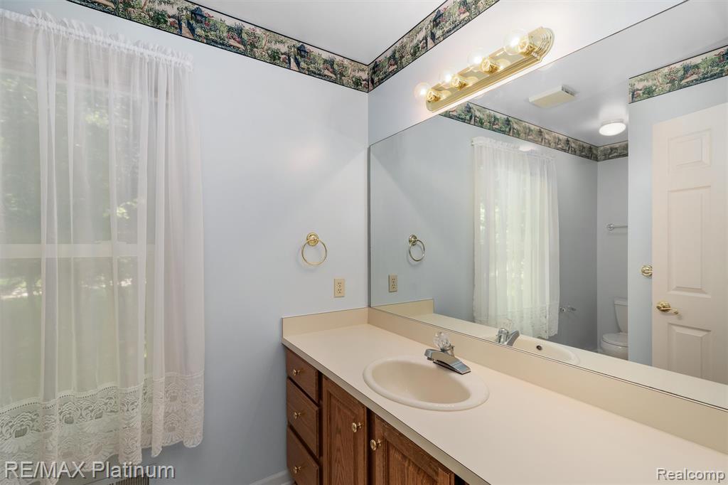 2250 Pepperidge Trail, Brighton, MI 48114 — Photo 17