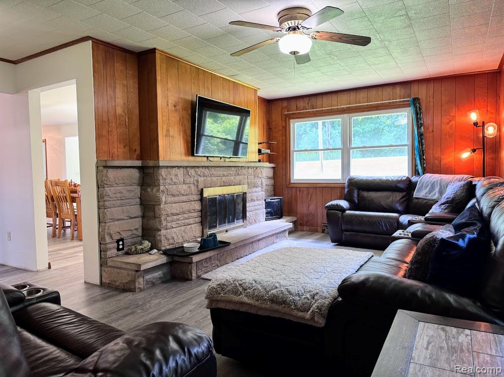 8494 Marsh Road, Plainwell, MI 49080 — Photo 4