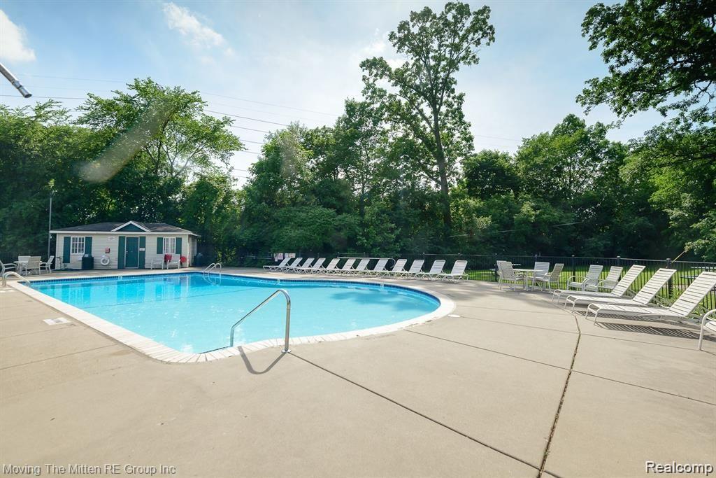 487 N ETON Street, B5, Birmingham, MI 48009 — Photo 32