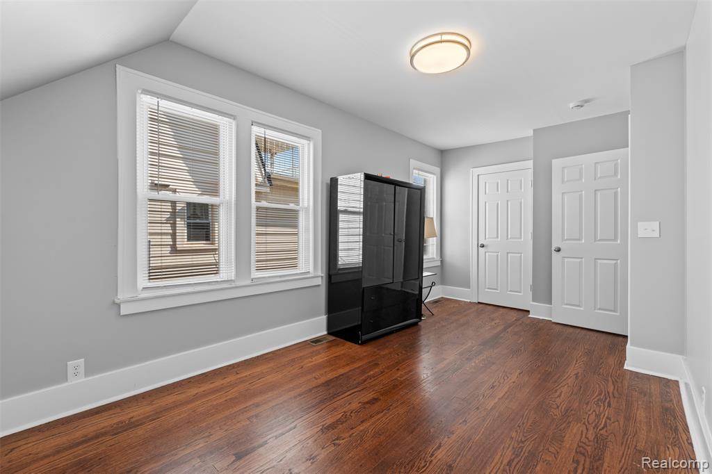 5452 Maple Street, Dearborn, MI 48126 — Photo 16
