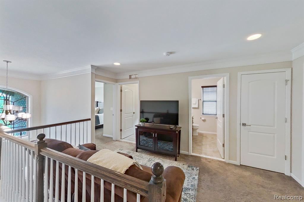 50736 SEVILLA Circle, Novi, MI — Photo 33
