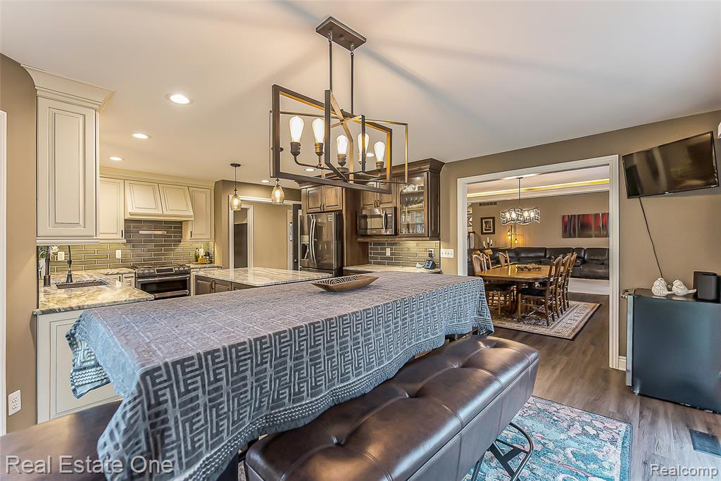 5350 Hidden Pines Drive, Brighton, MI 48116 — Photo 28