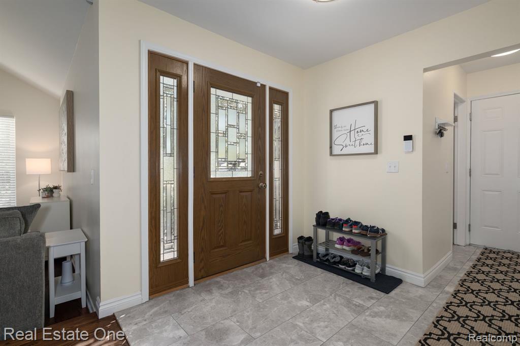 4995 Stoddard Drive, Troy, MI 48085 — Photo 34