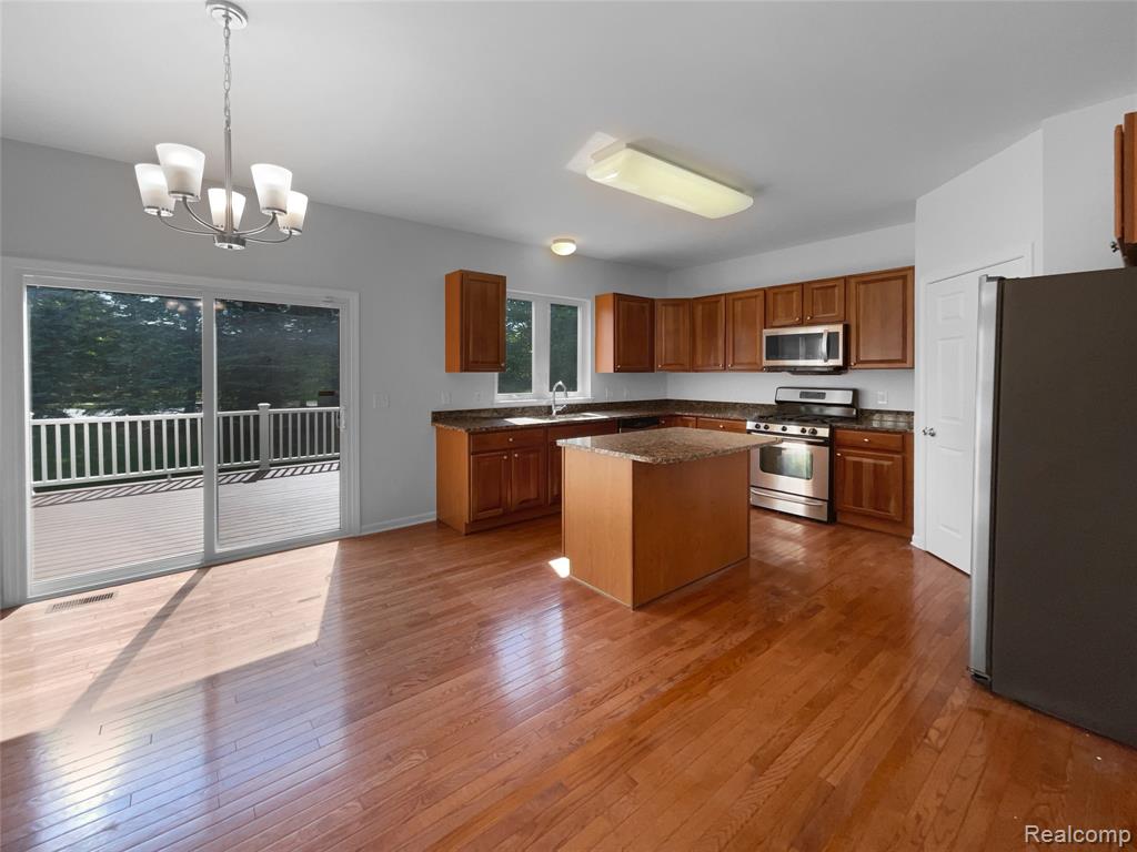 1960 Frances Way, Ypsilanti, MI 48198 — Photo 14
