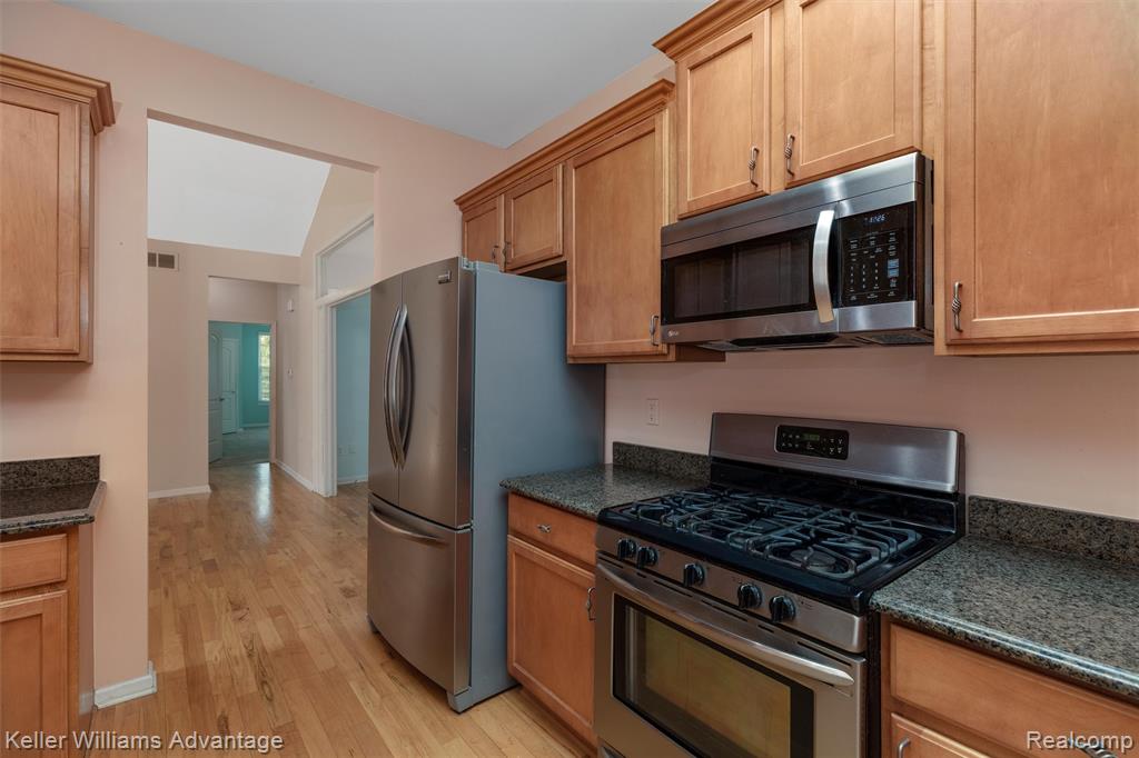 50003 Samuel Court, Shelby Twp, MI 48317 — Photo 13