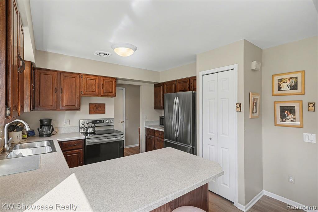 4520 Stoney Acres Lane, Highland, MI — Photo 8