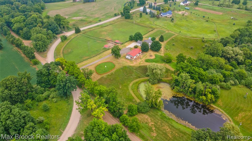 4536 Crandall Road, Howell, MI 48855 — Photo 2