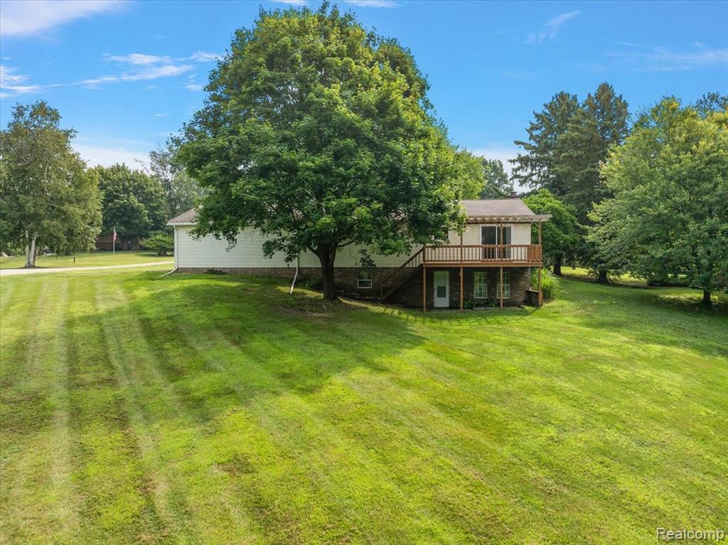 2947 SUN TERRACE Drive, Hartland, MI 48353 — Photo 49