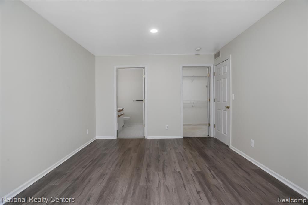 44973 MARIGOLD Drive, Sterling Heights, MI 48314 — Photo 21