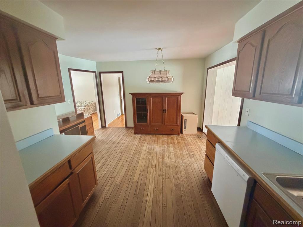 29265 Van Laan Drive, Warren, MI 48092 — Photo 18