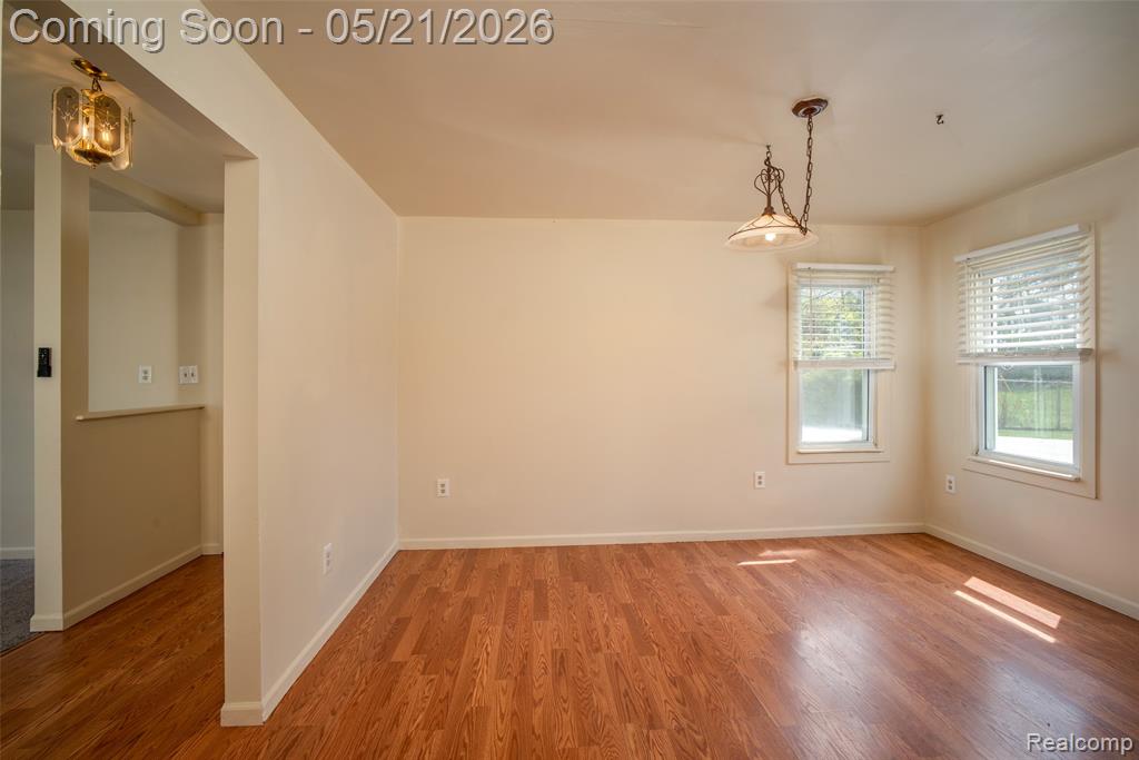420 Wellsboro Street, Walled Lake, MI 48390 — Photo 6