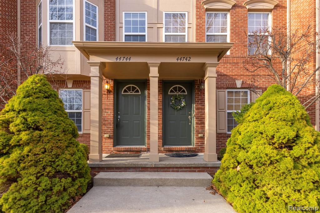 44744 GWINNETT Loop, Novi, MI 48377 — Photo 4