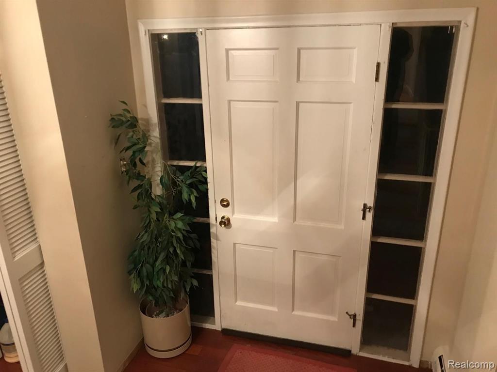 5551 Edinborough Drive, West Bloomfield, MI — Photo 2