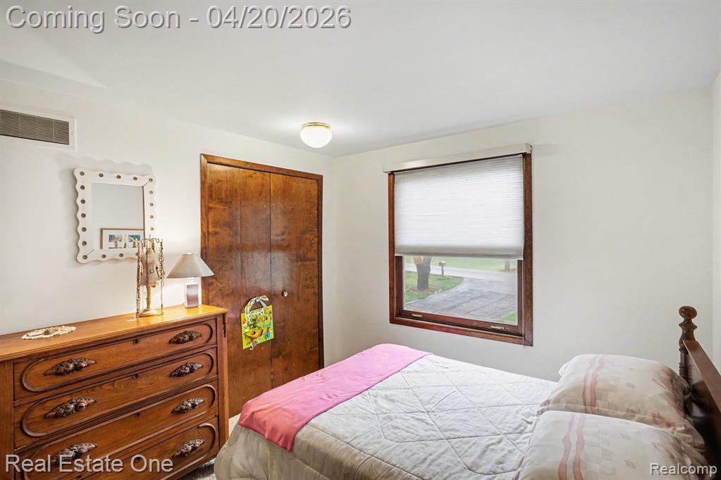1355 Grebe Road, Highland, MI — Photo 12