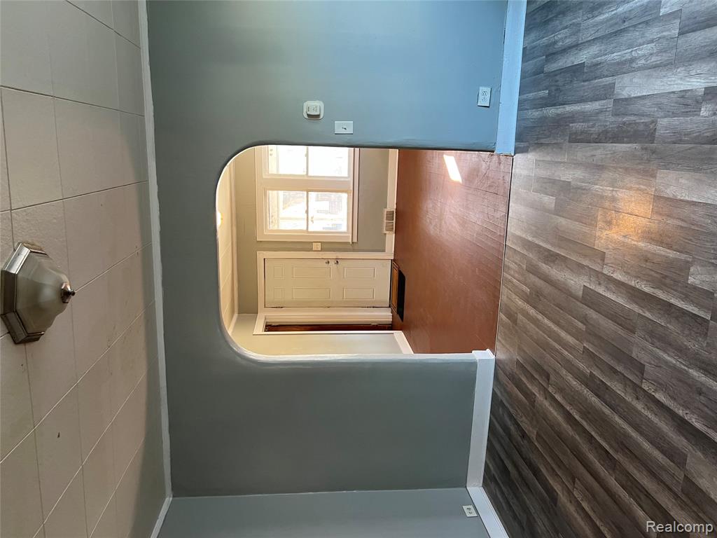 936 Stocker Avenue, Flint, MI 48503 — Photo 7