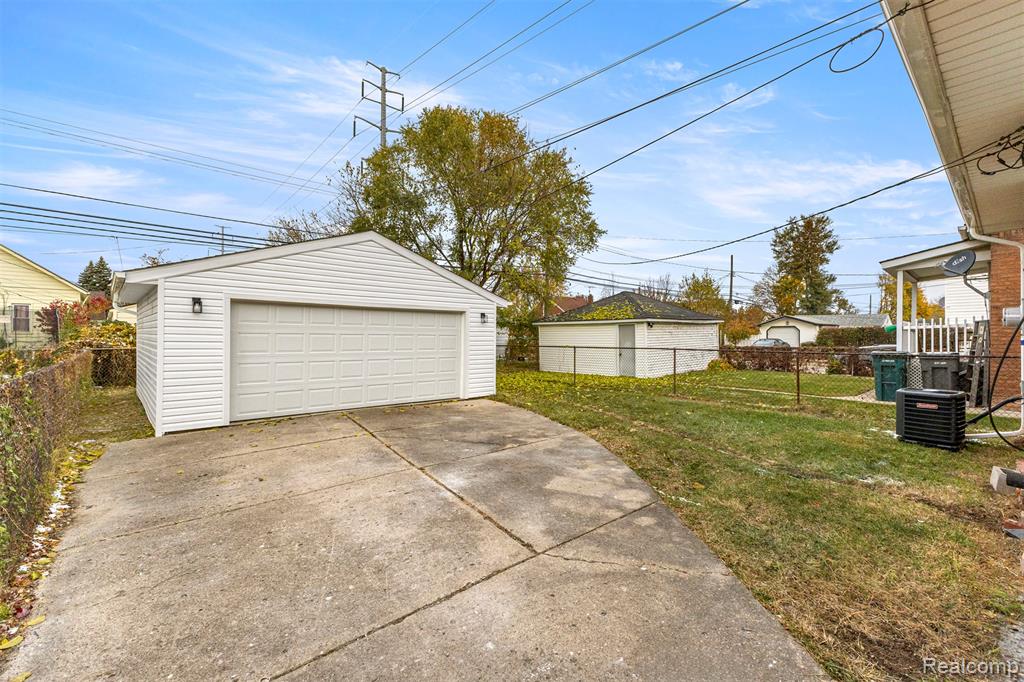 6463 Payne Avenue, Dearborn, MI 48126 — Photo 31