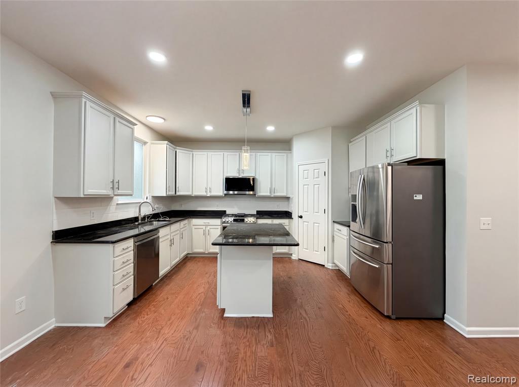 51109 Mayfair Terrace, Novi, MI — Photo 2
