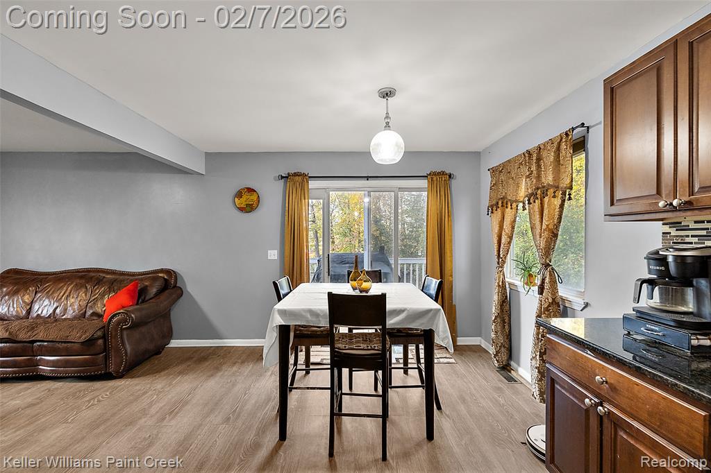 5184 Denwood Street, Waterford, MI 48327 — Photo 10
