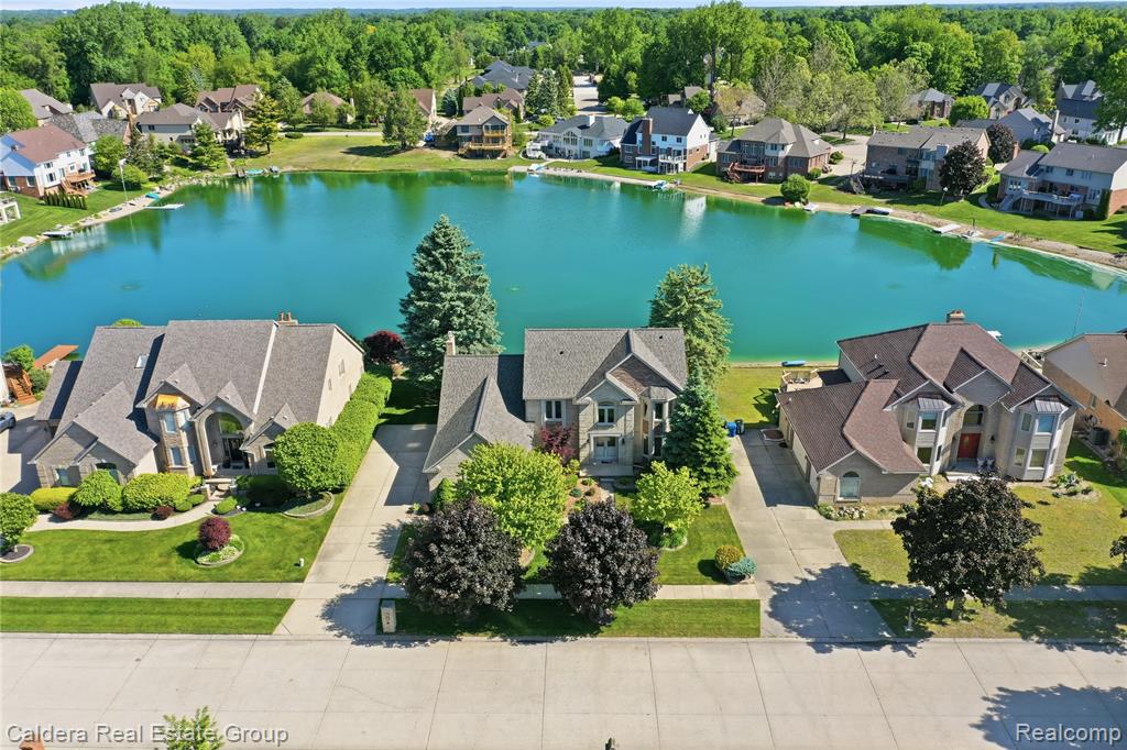 8915 Chestnut Run Drive, Utica, MI 48317 — Photo 55