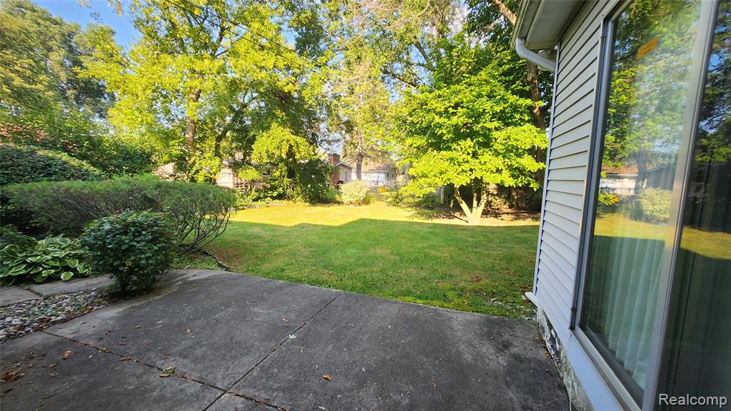 4107 Park Forest Drive, Flint, MI 48507 — Photo 23