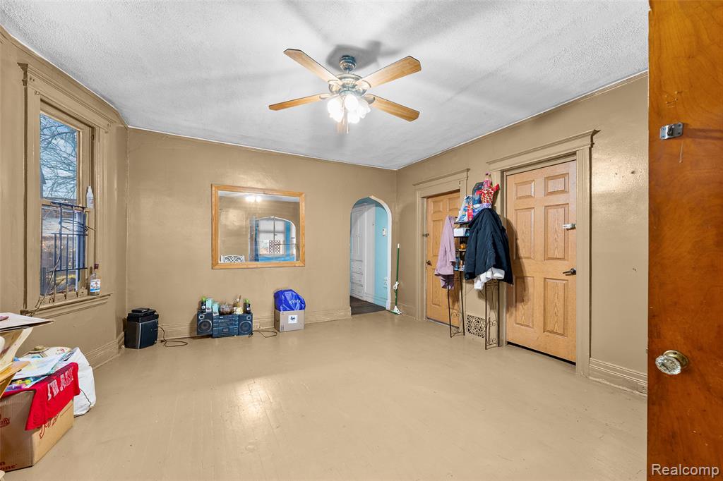 2445 Concord Street, Detroit, MI 48207 — Photo 9