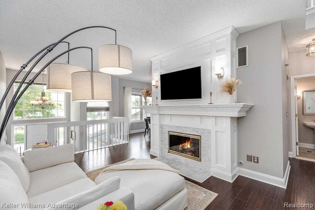 49573 DONOVAN Boulevard, Plymouth, MI 48170 — Photo 9
