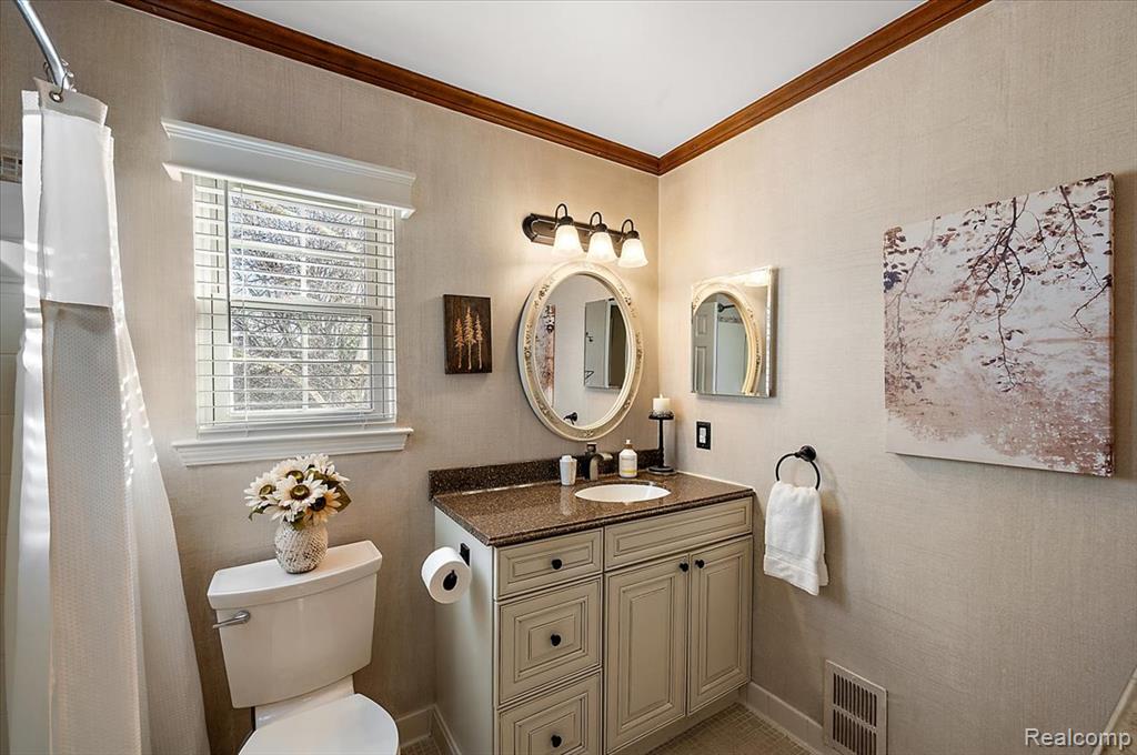 24546 Fairway Hills Drive, Novi, MI — Photo 25