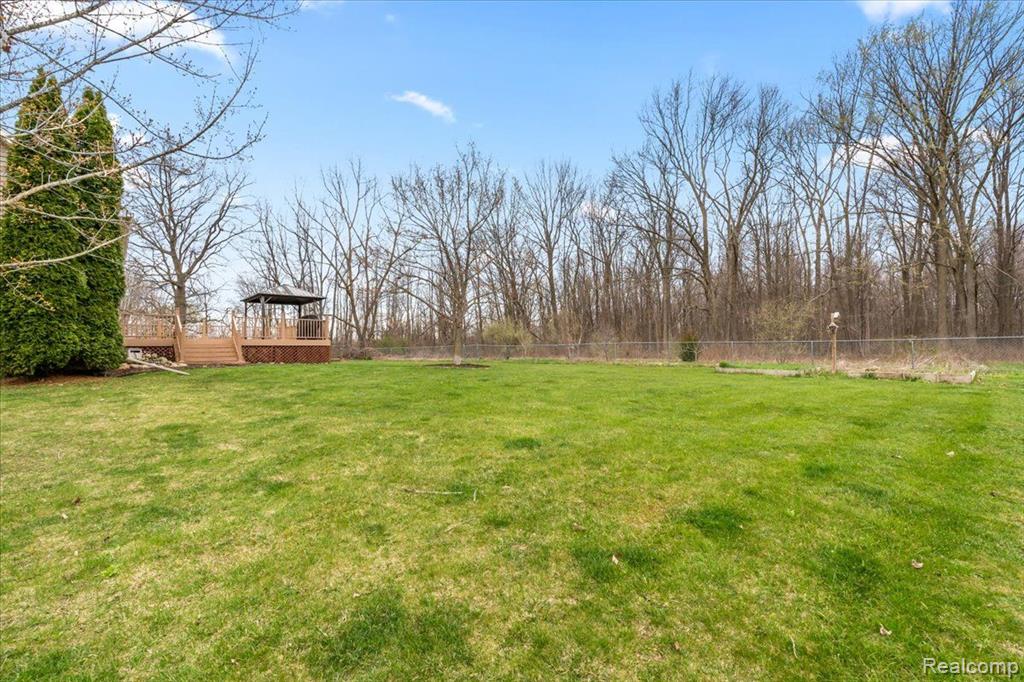 6318 MAPLE Avenue, Swartz Creek, MI 48473 — Photo 42