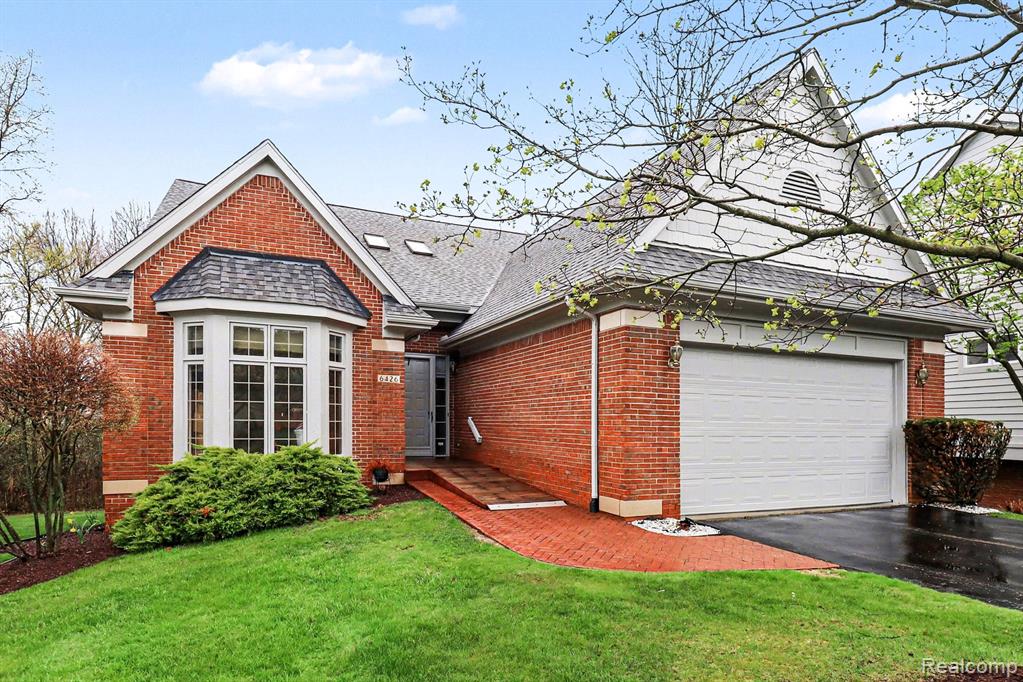 6426 Country Shire Lane, West Bloomfield, MI 48323 — Photo 3