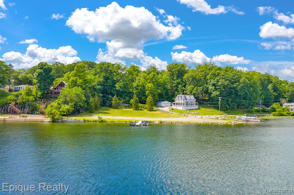 4058 Hunt Road, Lapeer, MI 48446 — Photo 4