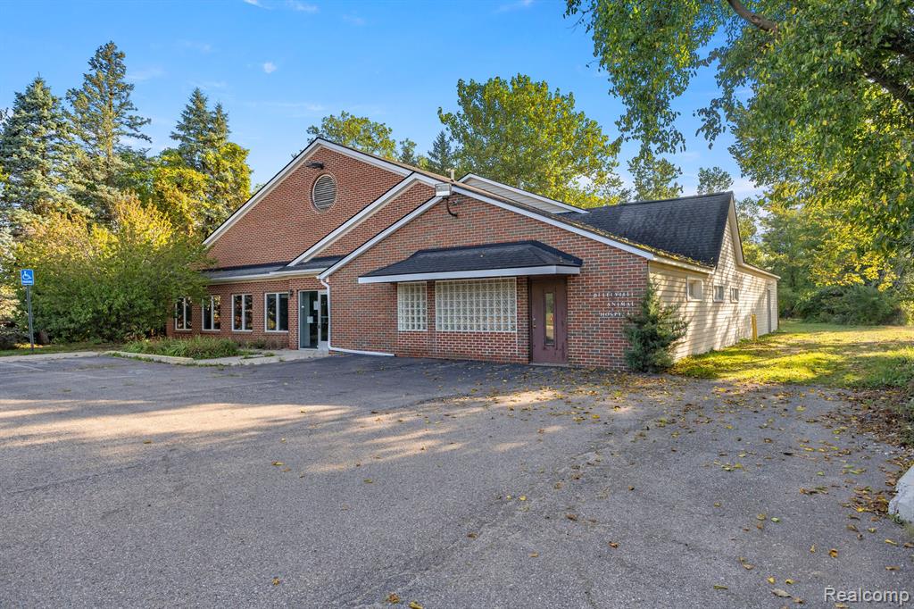 435 SUMPTER Road, Van Buren, MI 48111 — front exterior