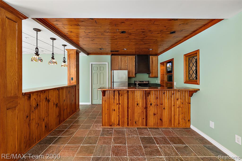 630 Sheldon Court, Rochester, MI 48306 — Photo 71