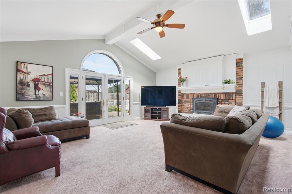 46884 Ben Franklin Drive, Utica, MI 48315 — Photo 18