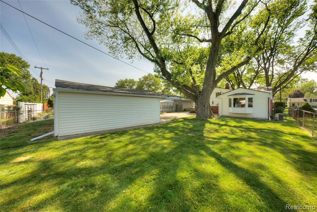 5489 Academy Street, Dearborn Heights, MI 48125 — Photo 12