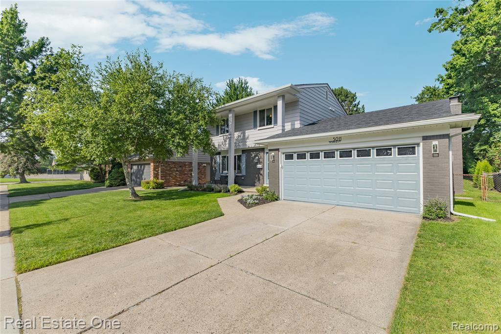 5011 Thorncroft Avenue, Royal Oak, MI 48073 — Photo 3
