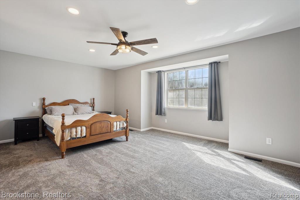 4272 HEATHERSTONE Drive, Waterford, MI 48329 — Photo 25
