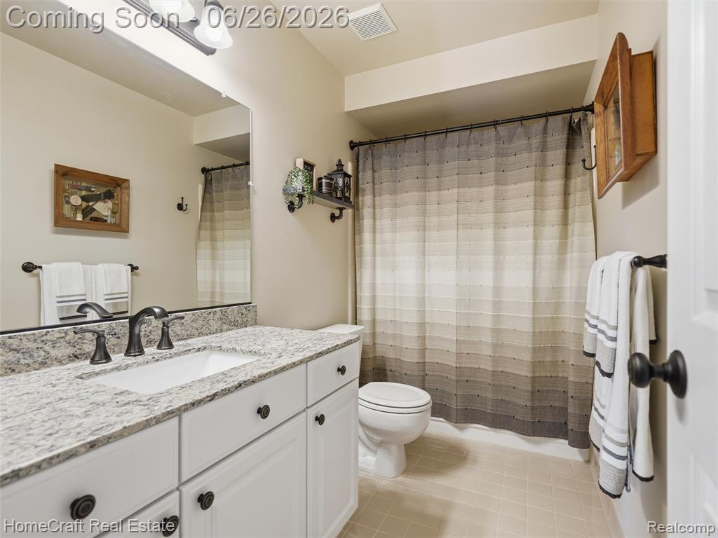 3383 MILCROFT Court, Canton, MI 48188 — Photo 31
