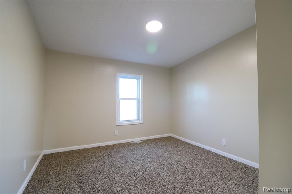 3218 MCKILLOP Road, Clifford, MI 48727 — Photo 17