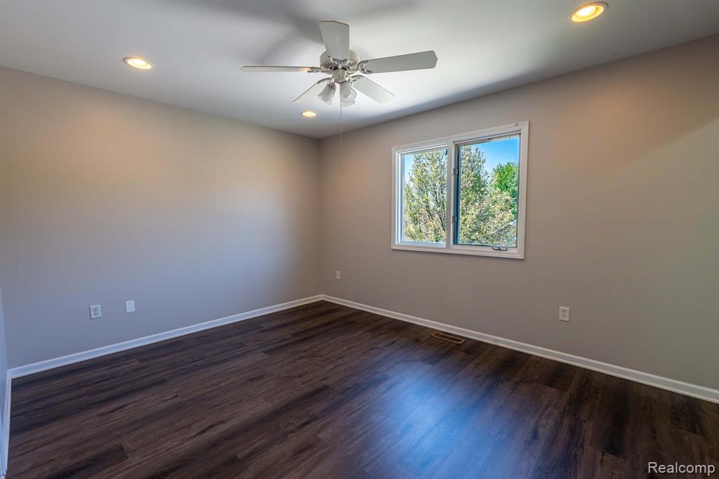 52201 BOLAND Road, Chesterfield, MI 48047 — Photo 30