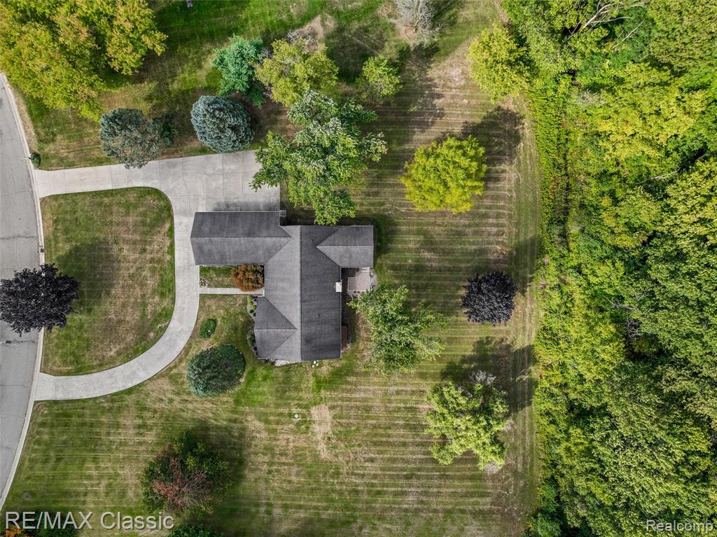 4150 Heatherwood Drive, Commerce Twp, MI 48382 — Photo 44