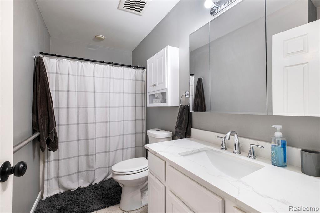 11415 Miller Road, Swartz Creek, MI 48473 — Photo 12