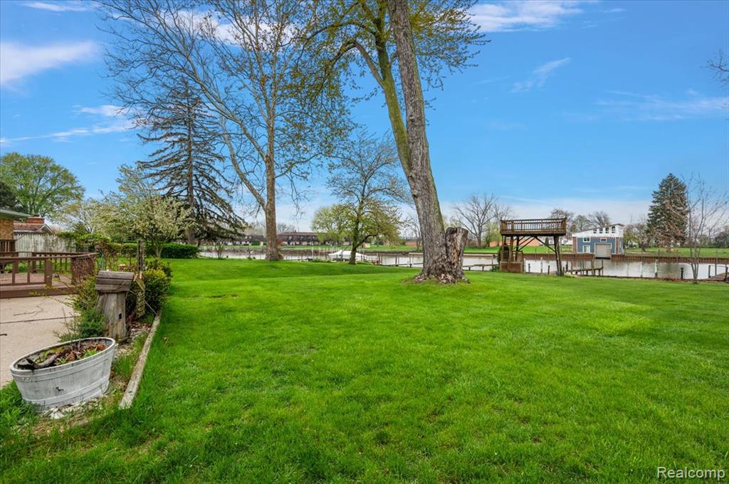 25651 S River Road, Harrison Township, MI — Photo 54