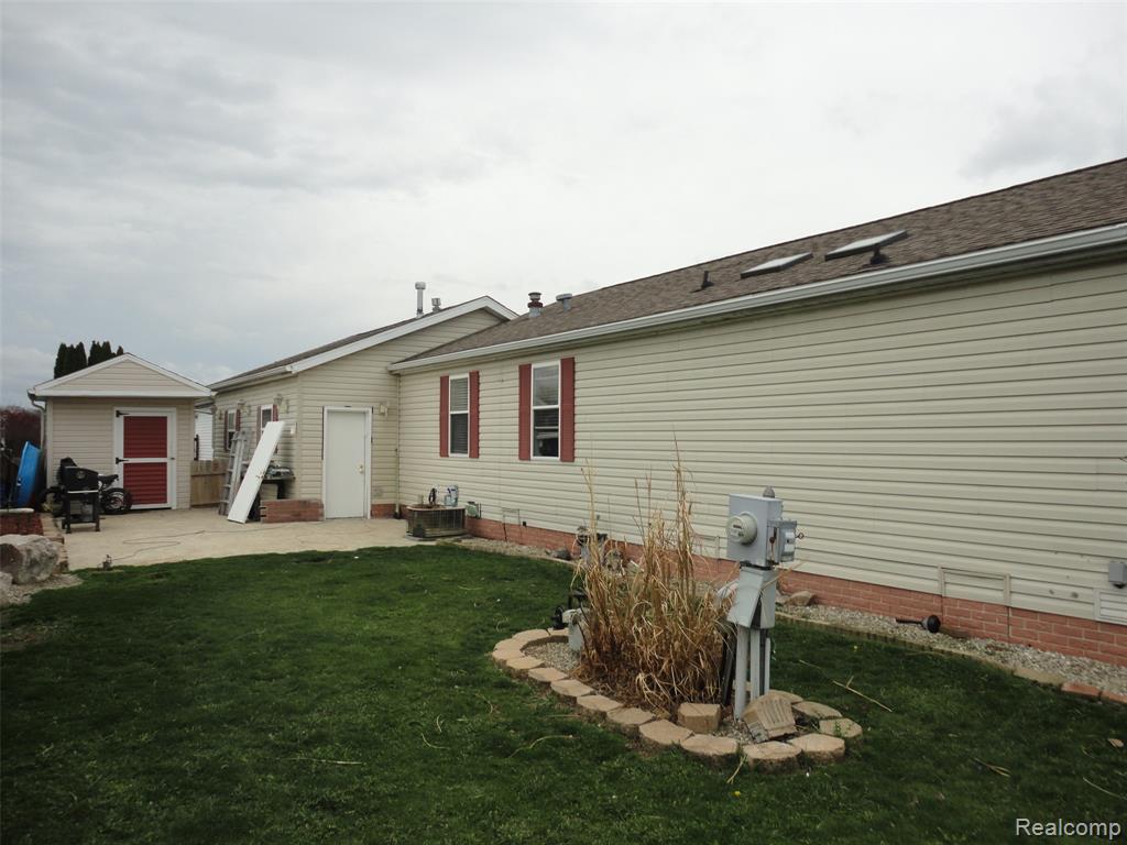 815 Jacobs Landing, Monroe, MI 48161 — Photo 25