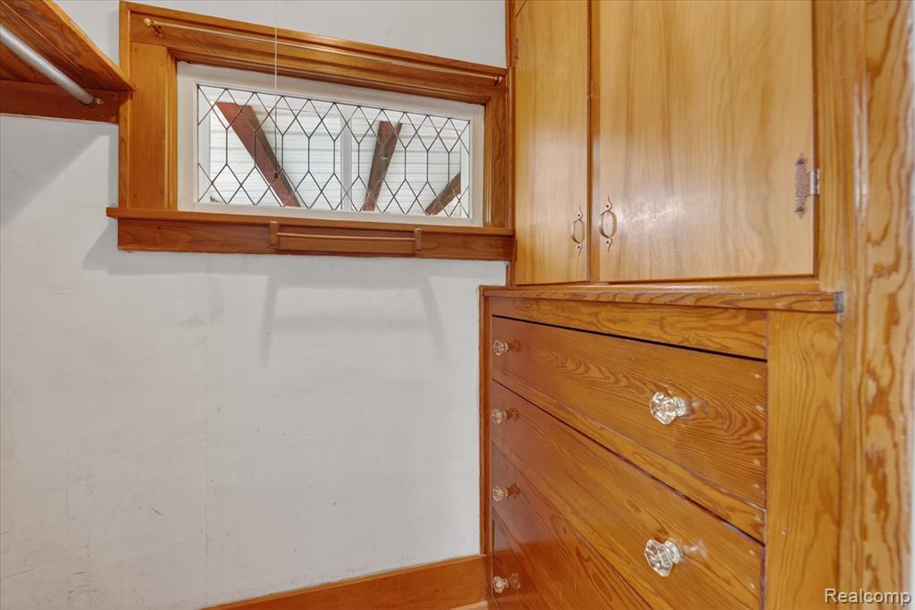 516 W Washington Street, Howell, MI 48843 — Photo 25