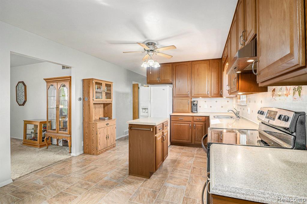 5627 Fairgrove Road, Fairgrove, MI 48733 — Photo 10