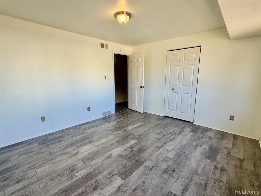 852 N Main Street, Milford, MI 48381 — Photo 10
