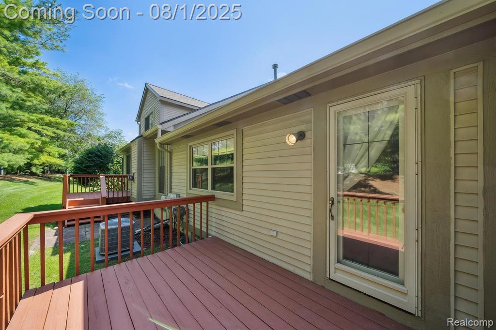 999 Hickory Drive, Brighton, MI 48116 — Photo 39
