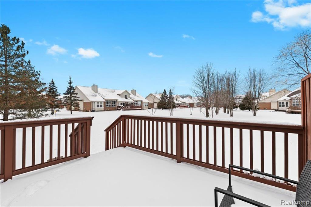 49407 N Glacier, Northville, MI 48168 — Photo 37