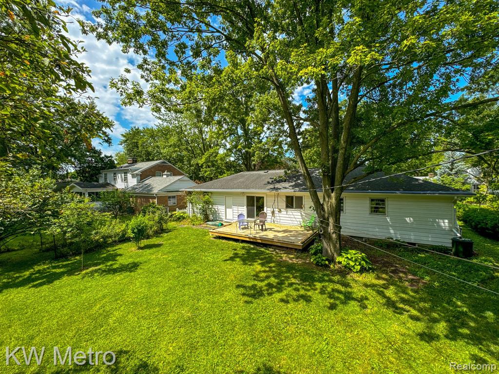 2519 DAYTON Drive, Ann Arbor, MI 48108 — Photo 10